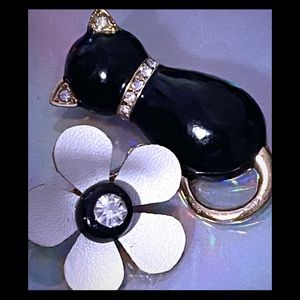 Cat and Flower Brooches\Pin Set